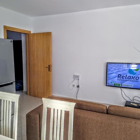 Rass' Apartment Vlorë Стая снимка